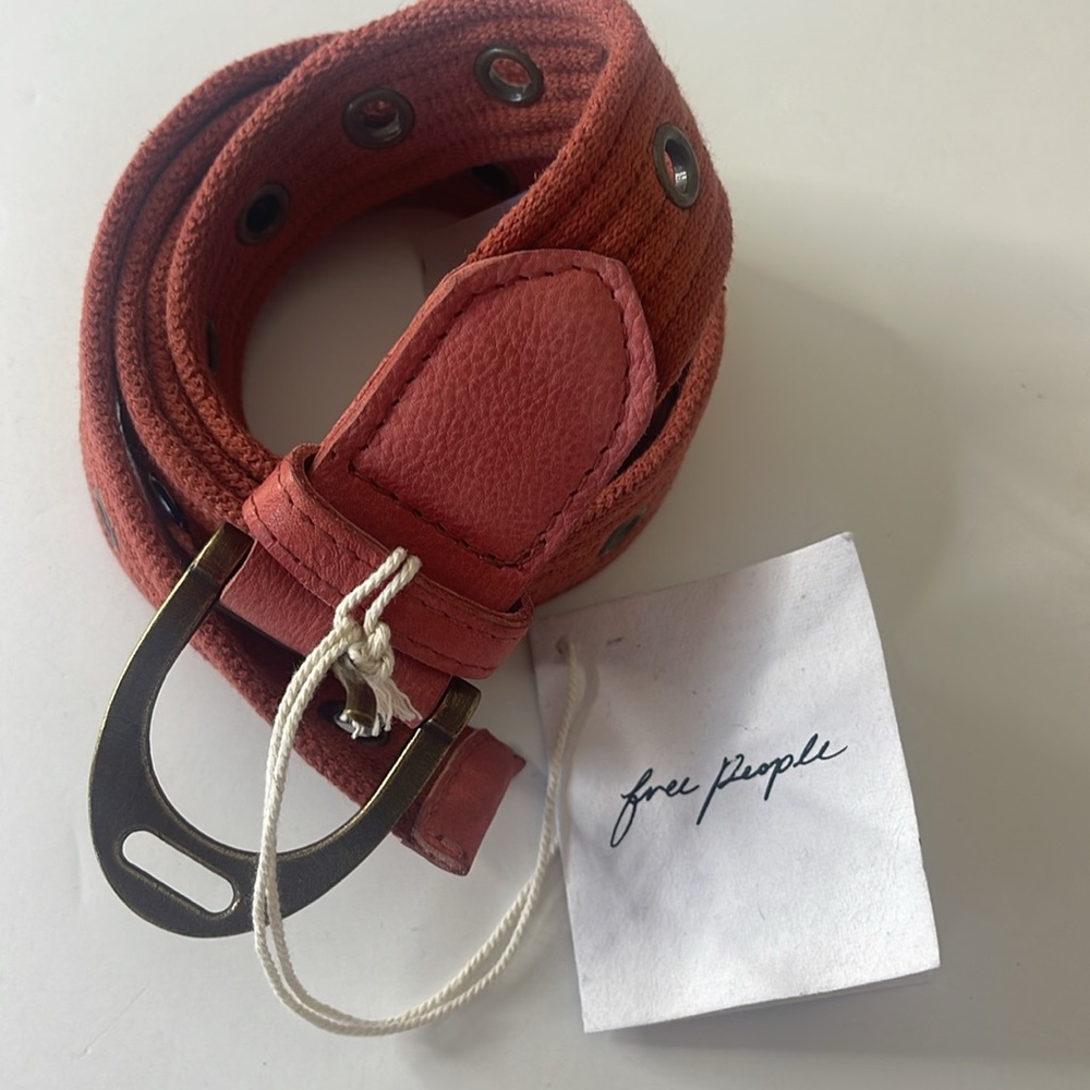 Free People Avril Grommet Belt Cinnamon / Rust Small / Medium - Picture 4 of 12